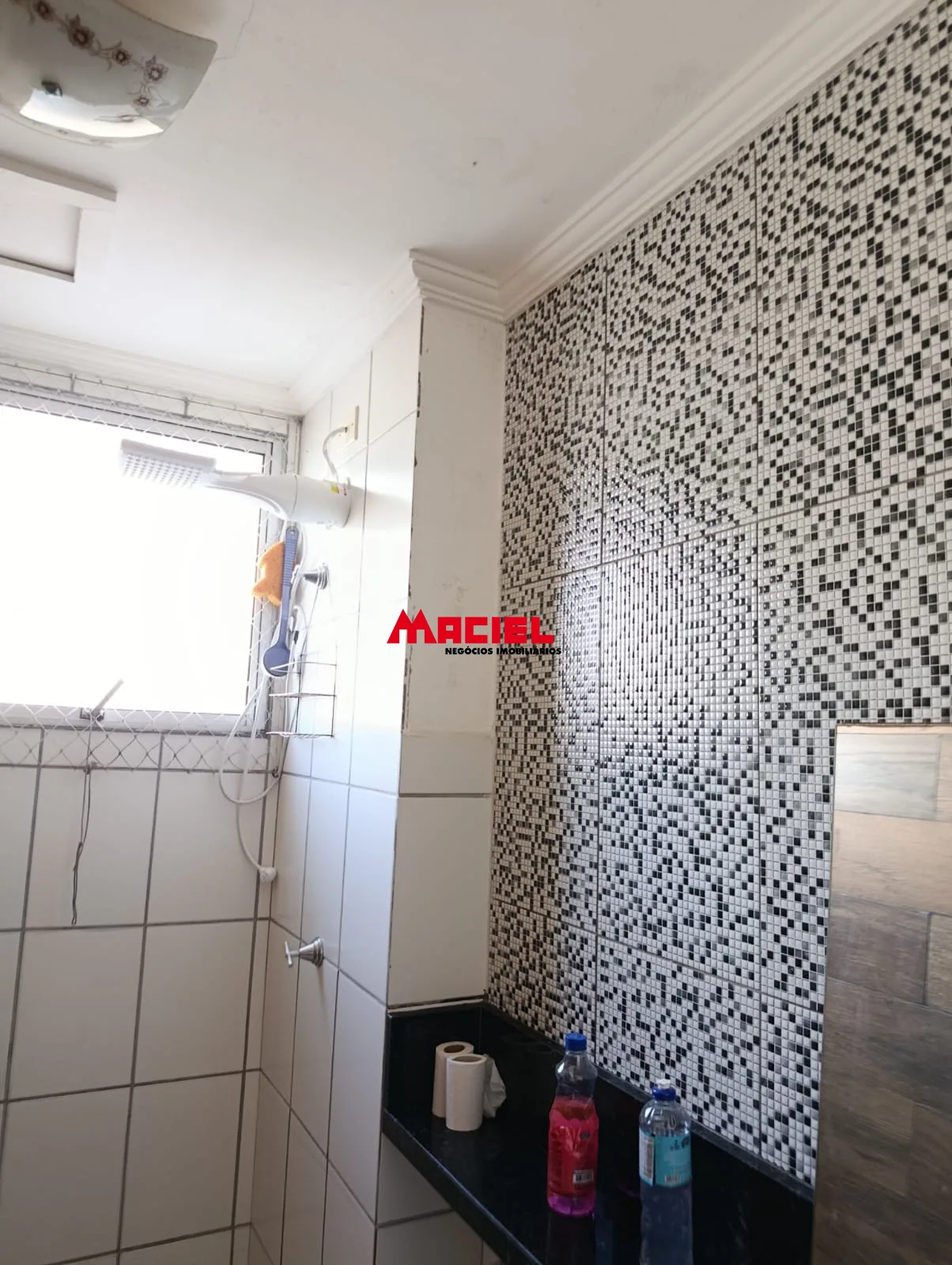 Alugar Apartamento / Padr&atilde;o em S&atilde;o Jos&eacute; dos Campos R$ 1.600,00 - Foto 11