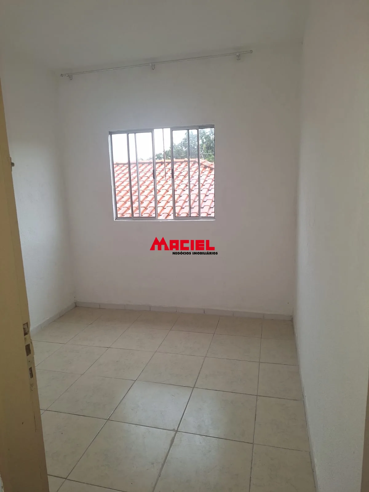 Alugar Casa / Ed&iacute;cula em S&atilde;o Jos&eacute; dos Campos R$ 1.550,00 - Foto 7