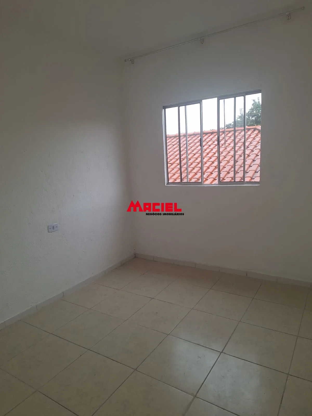Alugar Casa / Ed&iacute;cula em S&atilde;o Jos&eacute; dos Campos R$ 1.550,00 - Foto 8