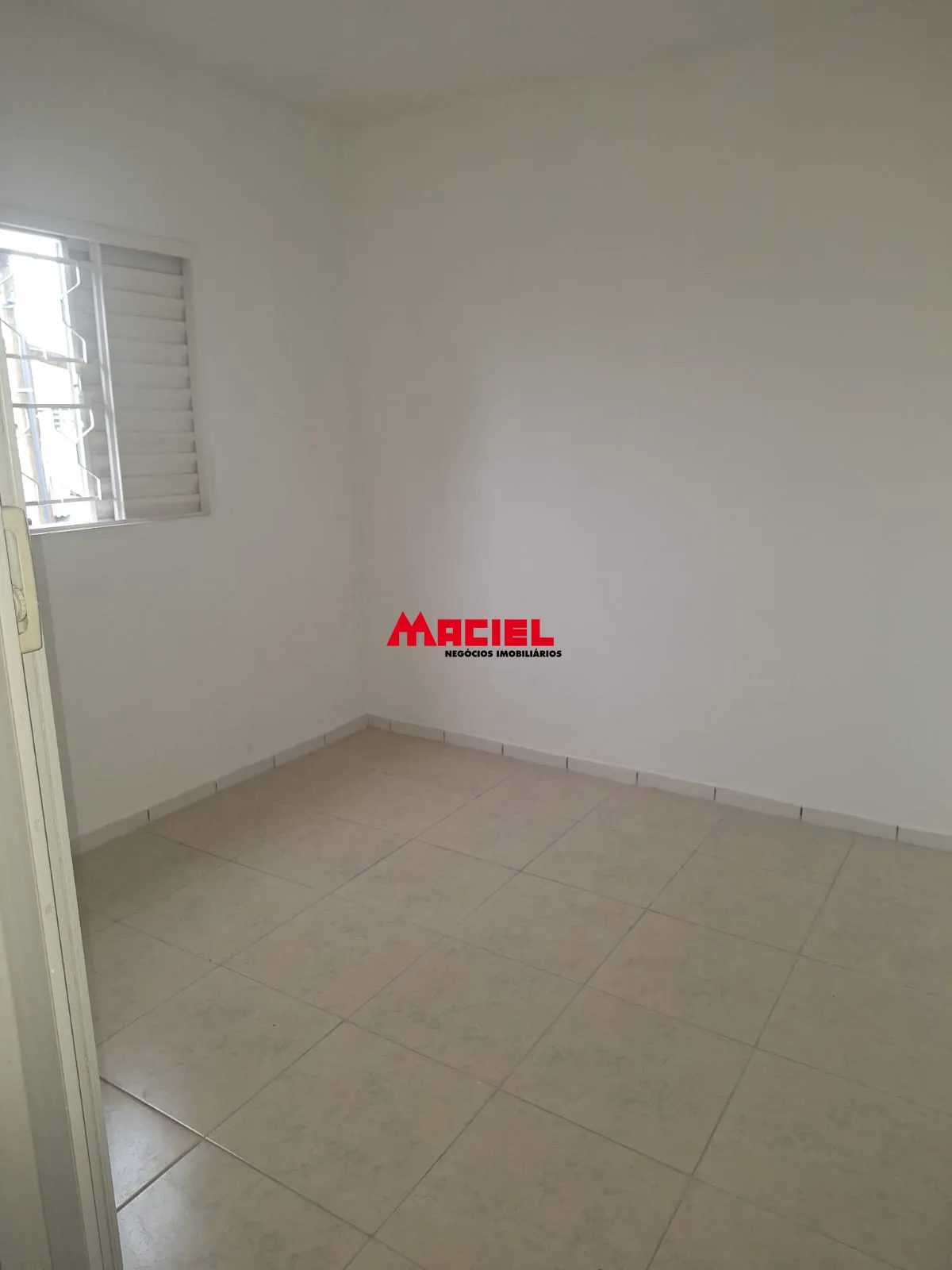 Alugar Casa / Ed&iacute;cula em S&atilde;o Jos&eacute; dos Campos R$ 1.550,00 - Foto 5
