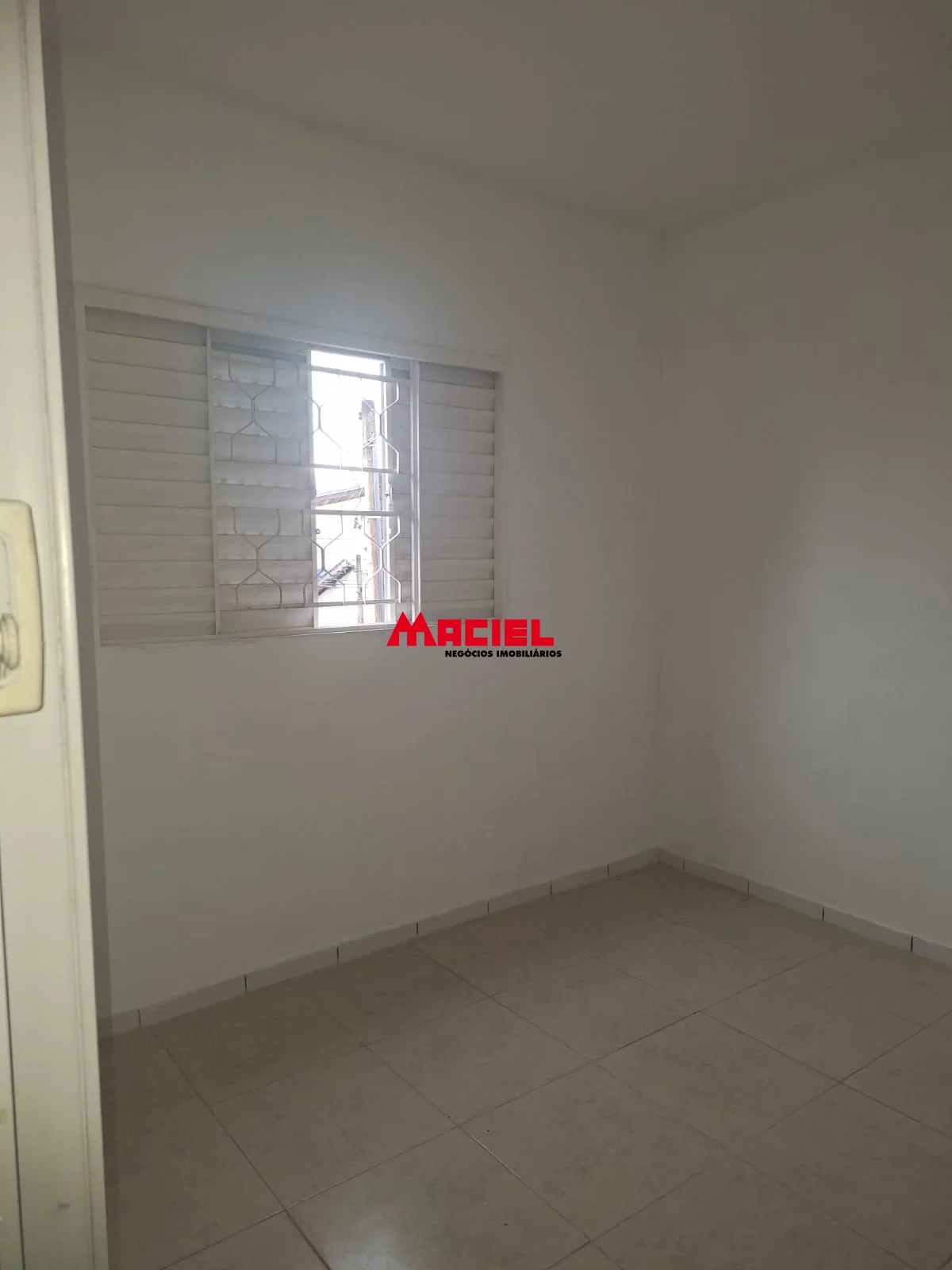 Alugar Casa / Ed&iacute;cula em S&atilde;o Jos&eacute; dos Campos R$ 1.550,00 - Foto 6