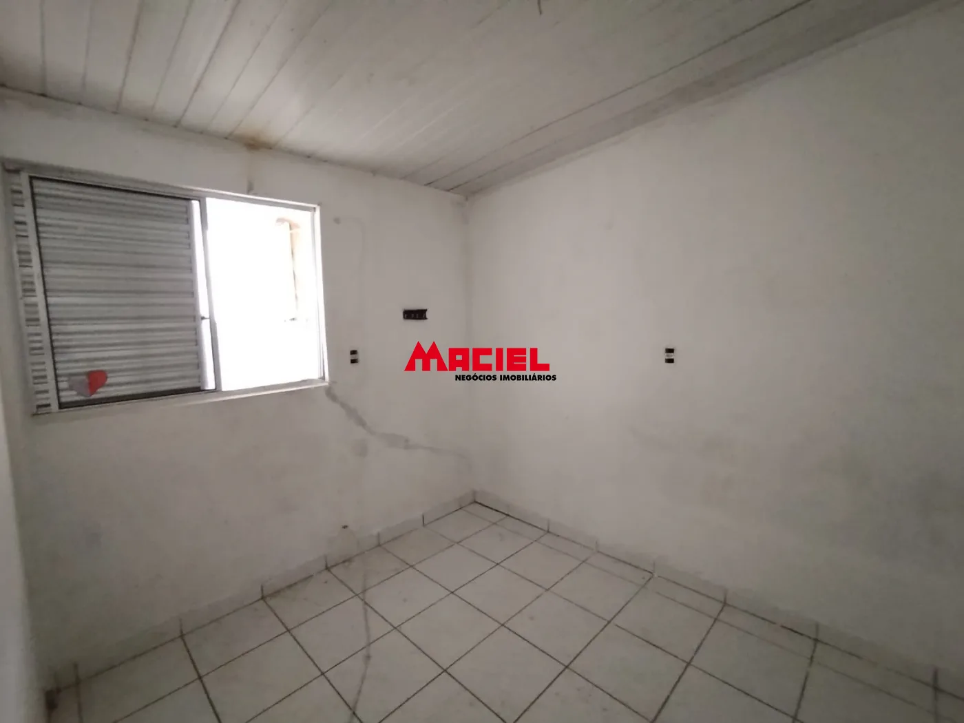 Comprar Casa / Sobrado em S&atilde;o Jos&eacute; dos Campos R$ 300.000,00 - Foto 7