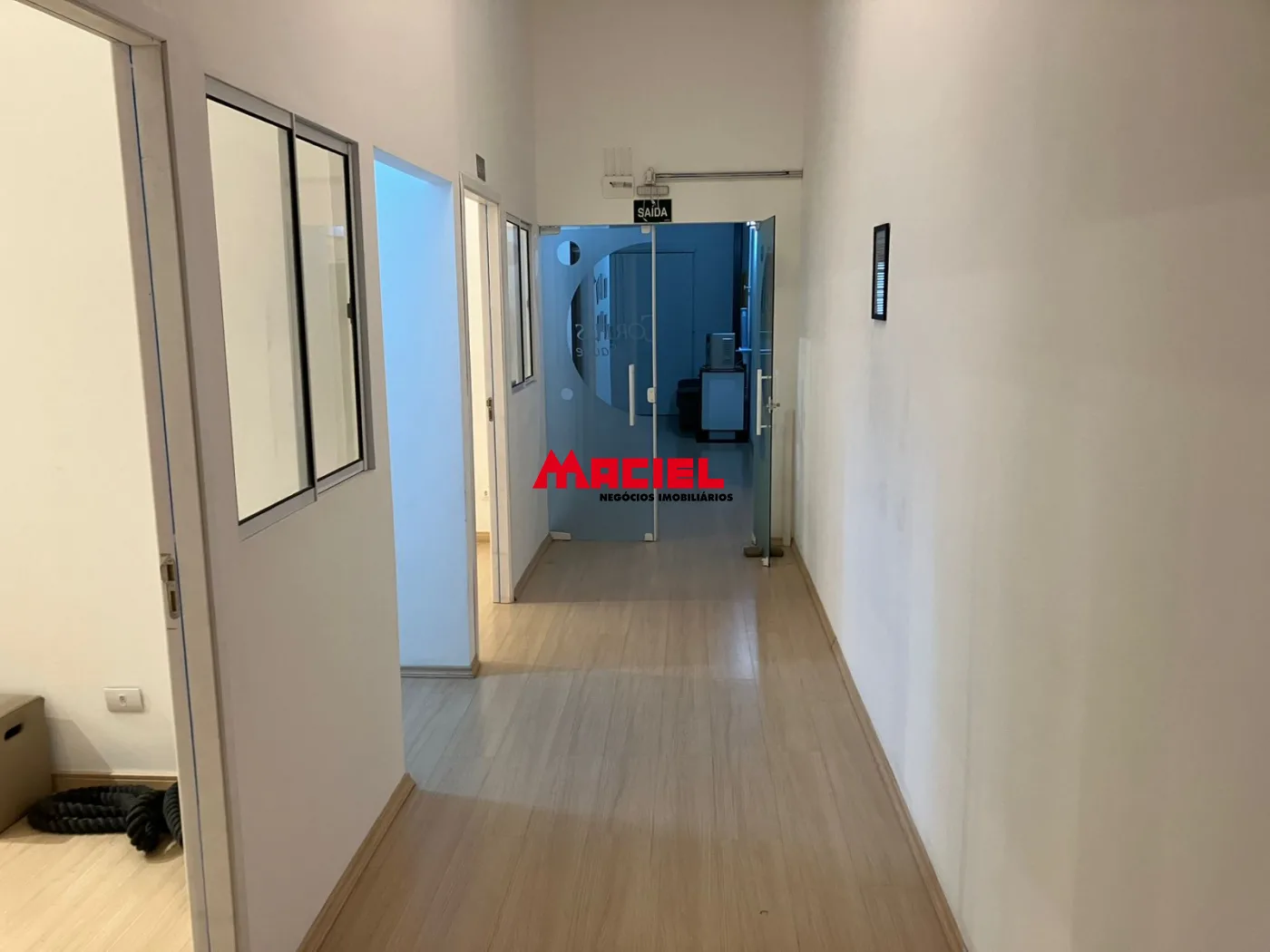 Alugar Comercial / Pr&eacute;dio em S&atilde;o Jos&eacute; dos Campos R$ 10.000,00 - Foto 1