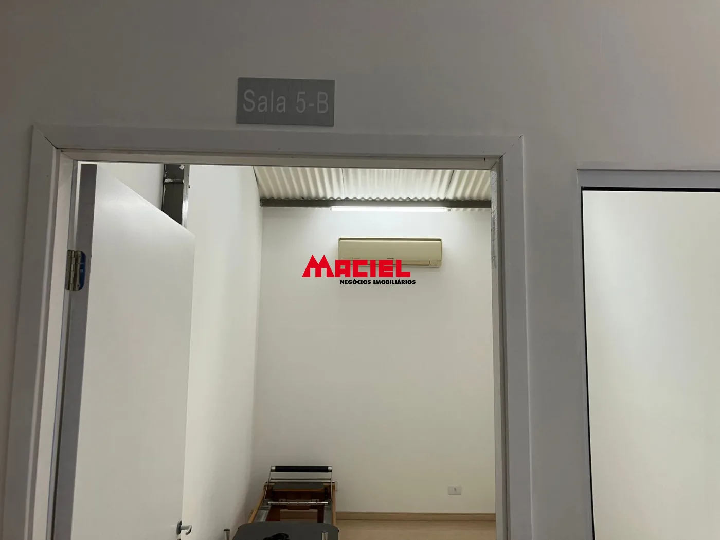Alugar Comercial / Pr&eacute;dio em S&atilde;o Jos&eacute; dos Campos R$ 10.000,00 - Foto 11