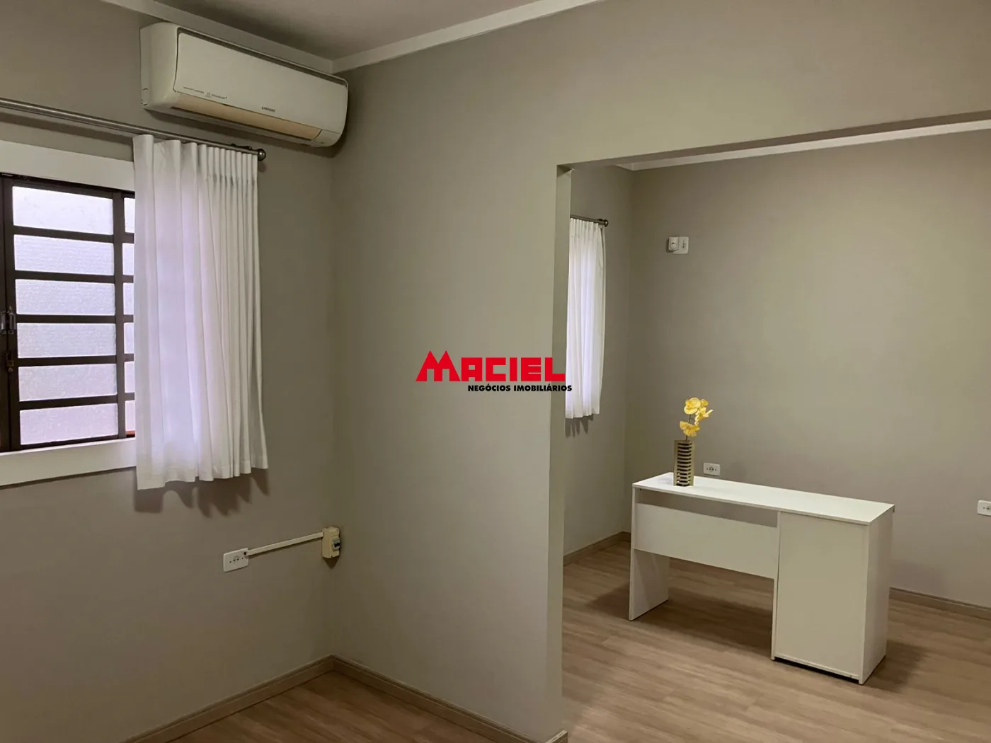 Alugar Comercial / Pr&eacute;dio em S&atilde;o Jos&eacute; dos Campos R$ 10.000,00 - Foto 36