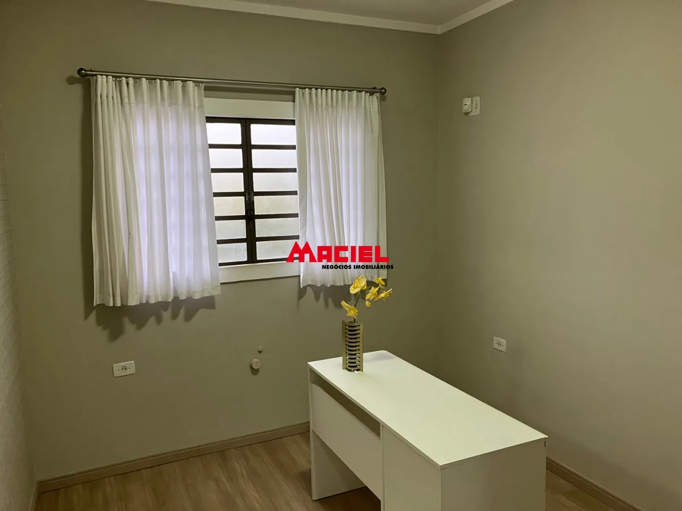 Alugar Comercial / Pr&eacute;dio em S&atilde;o Jos&eacute; dos Campos R$ 10.000,00 - Foto 38