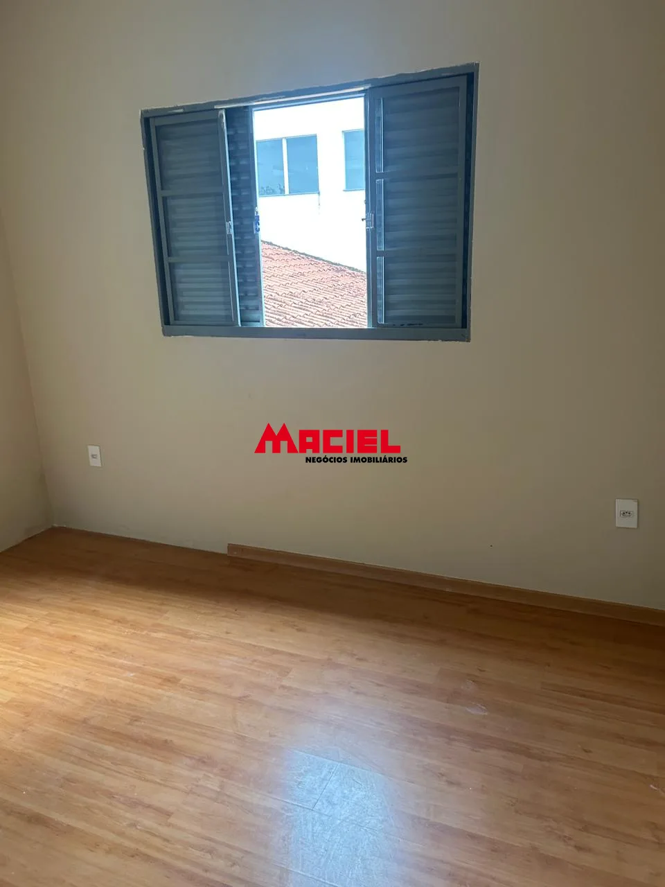 Alugar Casa / Sobrado em S&atilde;o Jos&eacute; dos Campos R$ 3.000,00 - Foto 6