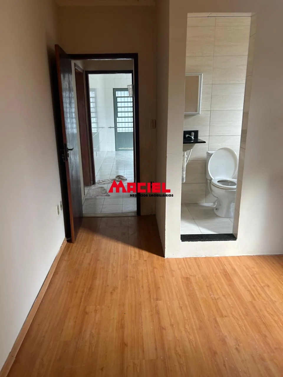 Alugar Casa / Sobrado em S&atilde;o Jos&eacute; dos Campos R$ 3.000,00 - Foto 7