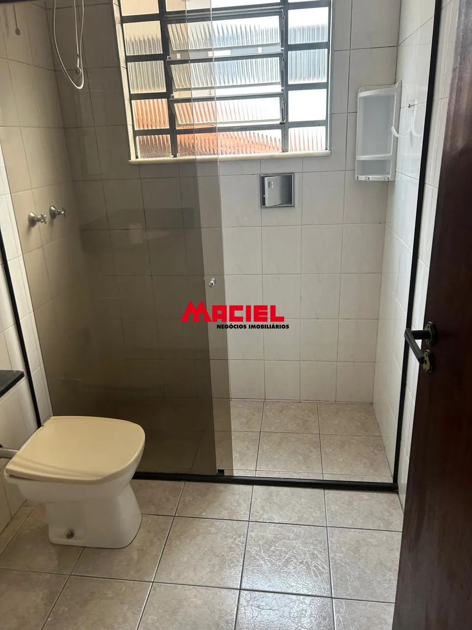 Alugar Casa / Sobrado em S&atilde;o Jos&eacute; dos Campos R$ 3.000,00 - Foto 12