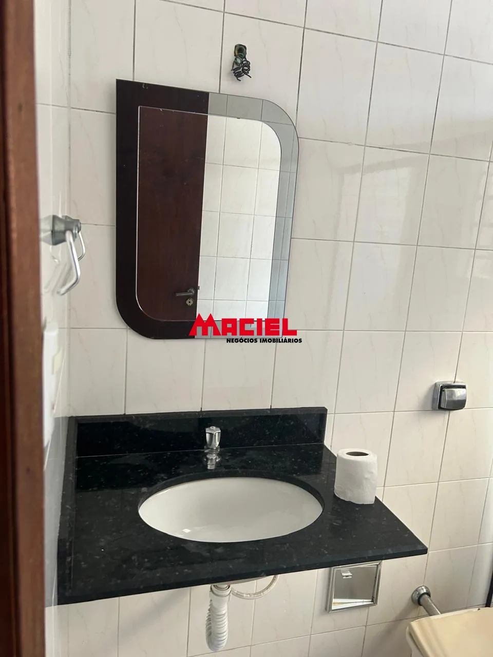 Alugar Casa / Sobrado em S&atilde;o Jos&eacute; dos Campos R$ 3.000,00 - Foto 9