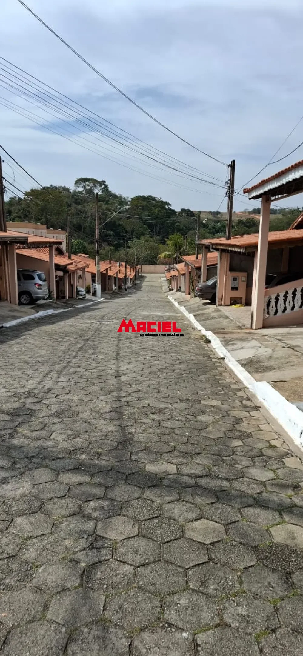 Comprar Casa / Condom&iacute;nio em S&atilde;o Jos&eacute; dos Campos R$ 370.000,00 - Foto 1