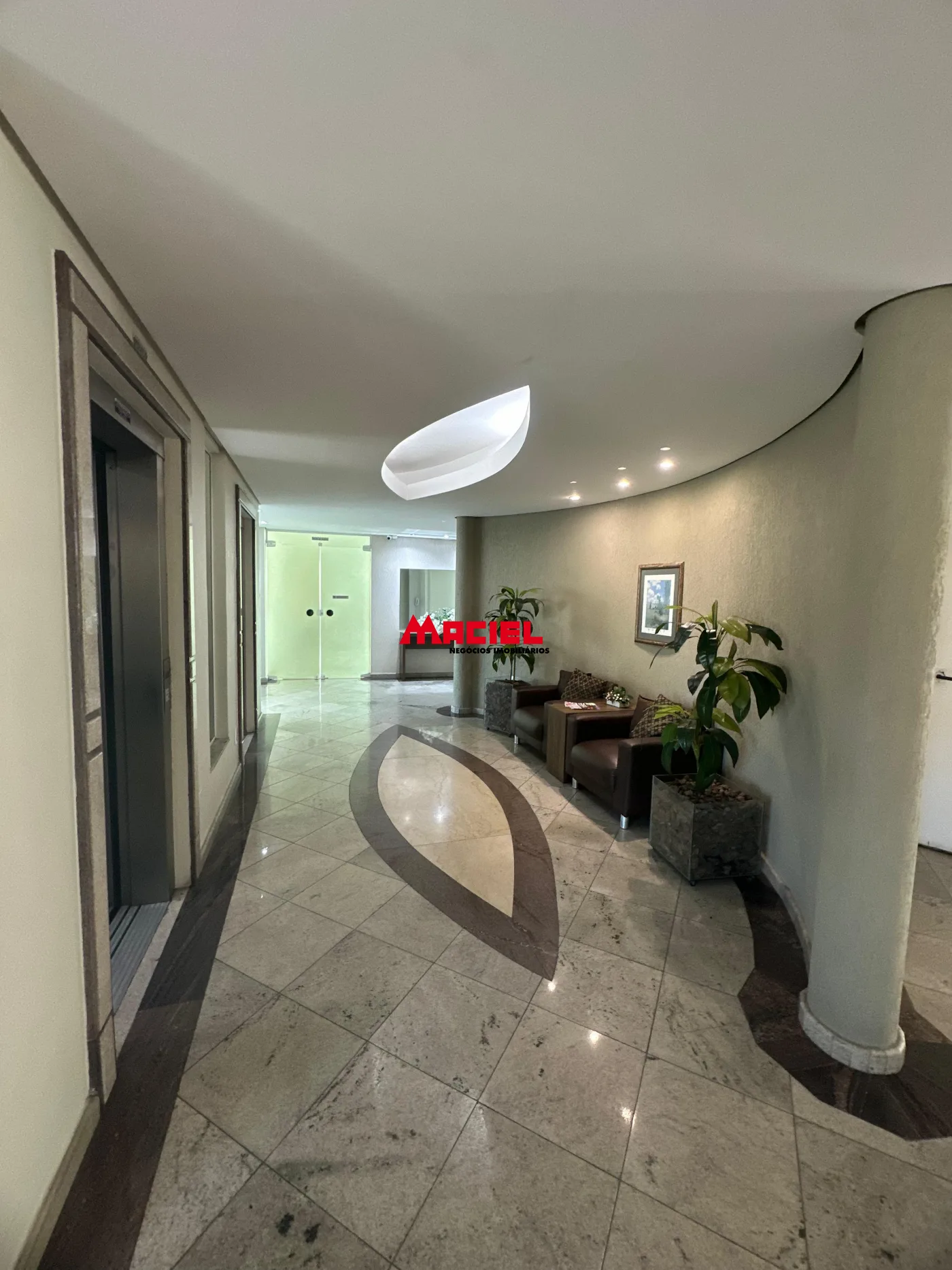 Alugar Apartamento / Padr&atilde;o em S&atilde;o Jos&eacute; dos Campos R$ 4.500,00 - Foto 13