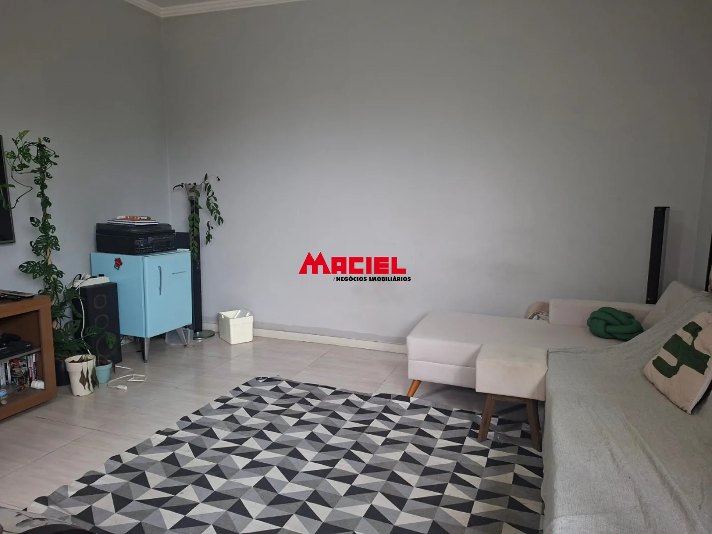 Alugar Apartamento / Duplex em Jacare&iacute; R$ 2.000,00 - Foto 2