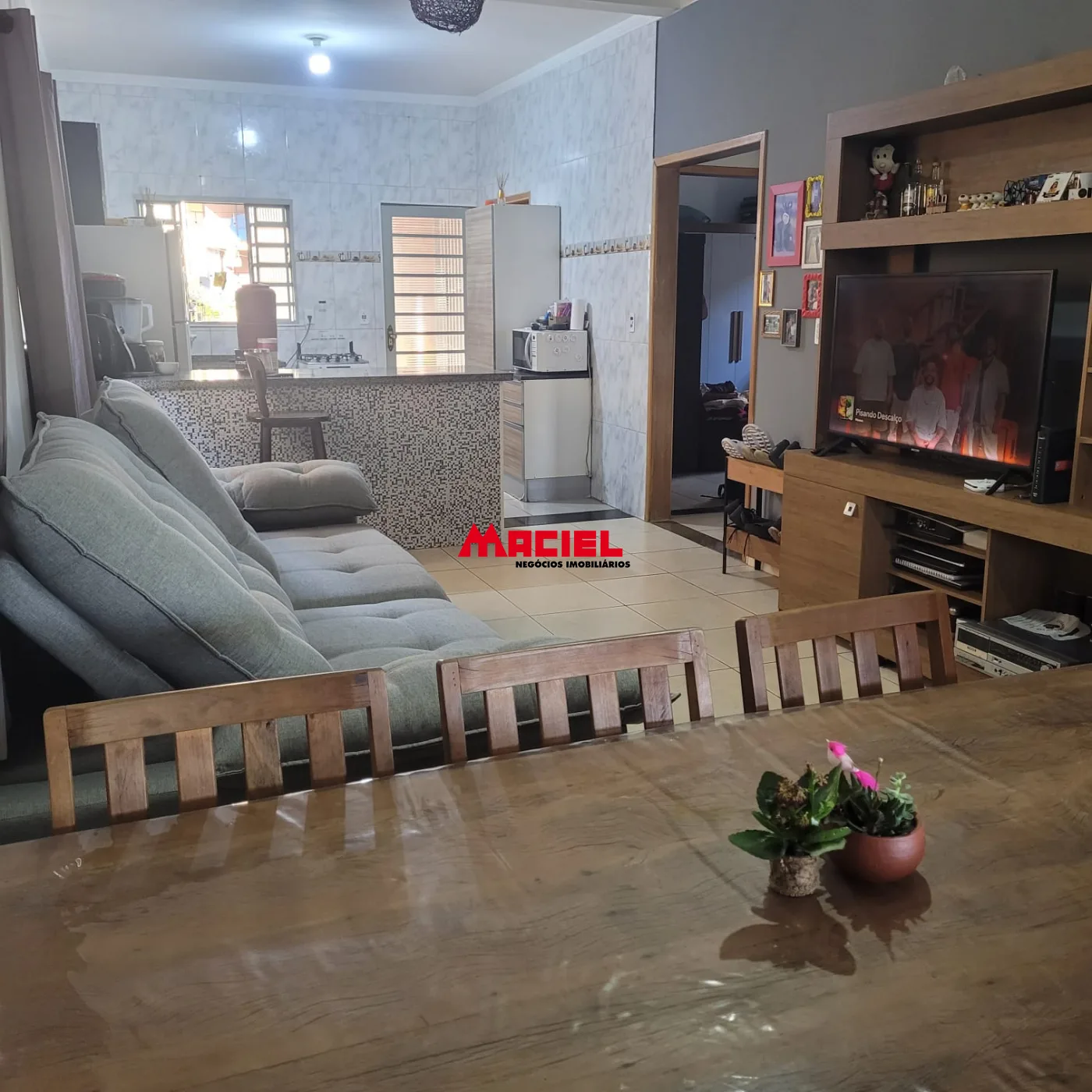 Comprar Casa / Padr&atilde;o em S&atilde;o Jos&eacute; dos Campos R$ 750.000,00 - Foto 3