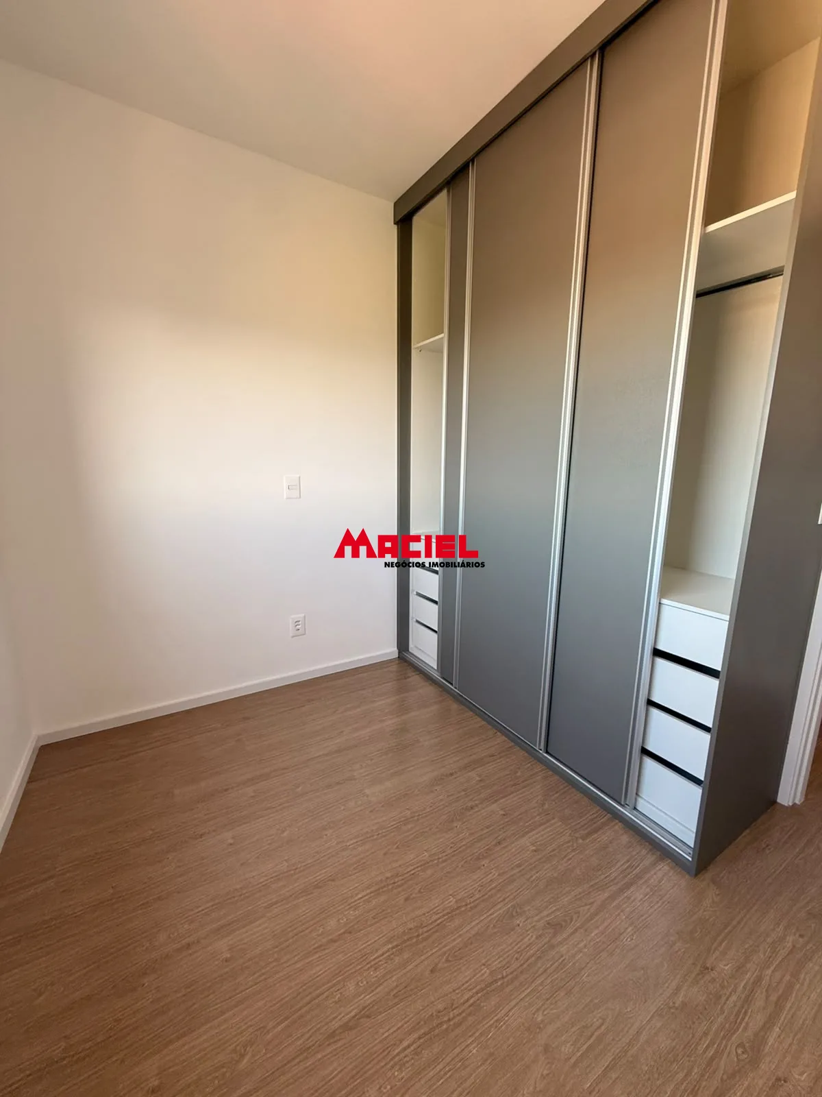 Comprar Apartamento / Padr&atilde;o em S&atilde;o Jos&eacute; dos Campos R$ 850.000,00 - Foto 14