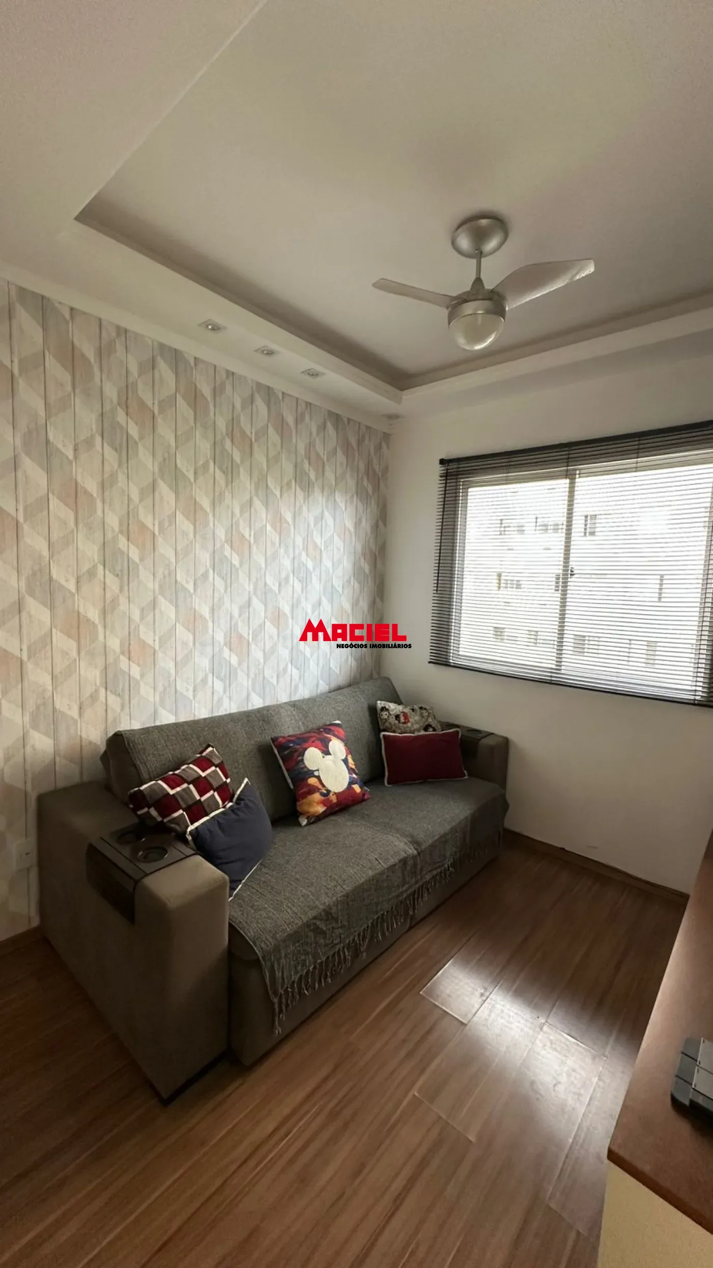 Comprar Apartamento / Padr&atilde;o em S&atilde;o Jos&eacute; dos Campos R$ 300.000,00 - Foto 3