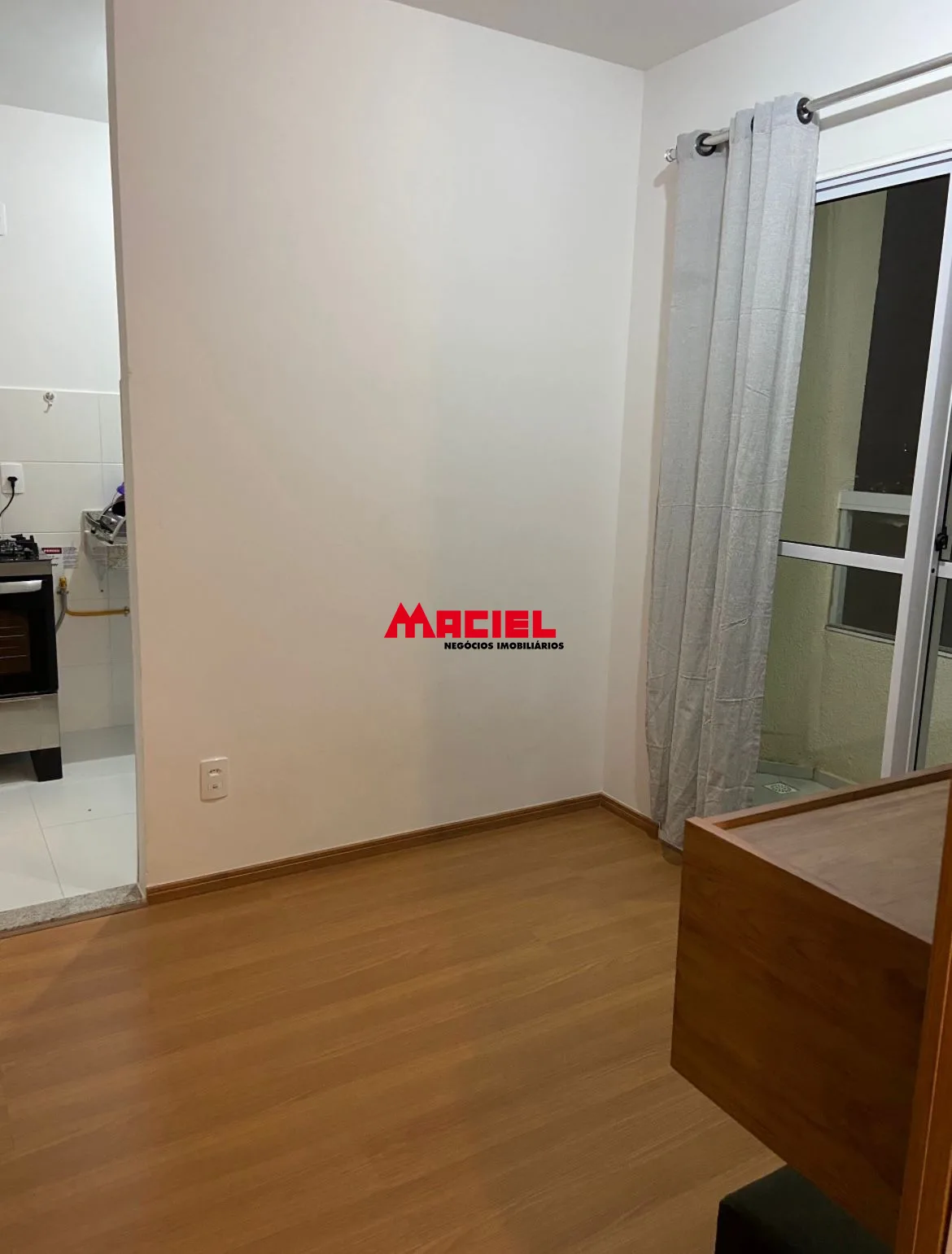 Alugar Apartamento / Padr&atilde;o em S&atilde;o Jos&eacute; dos Campos R$ 2.200,00 - Foto 6