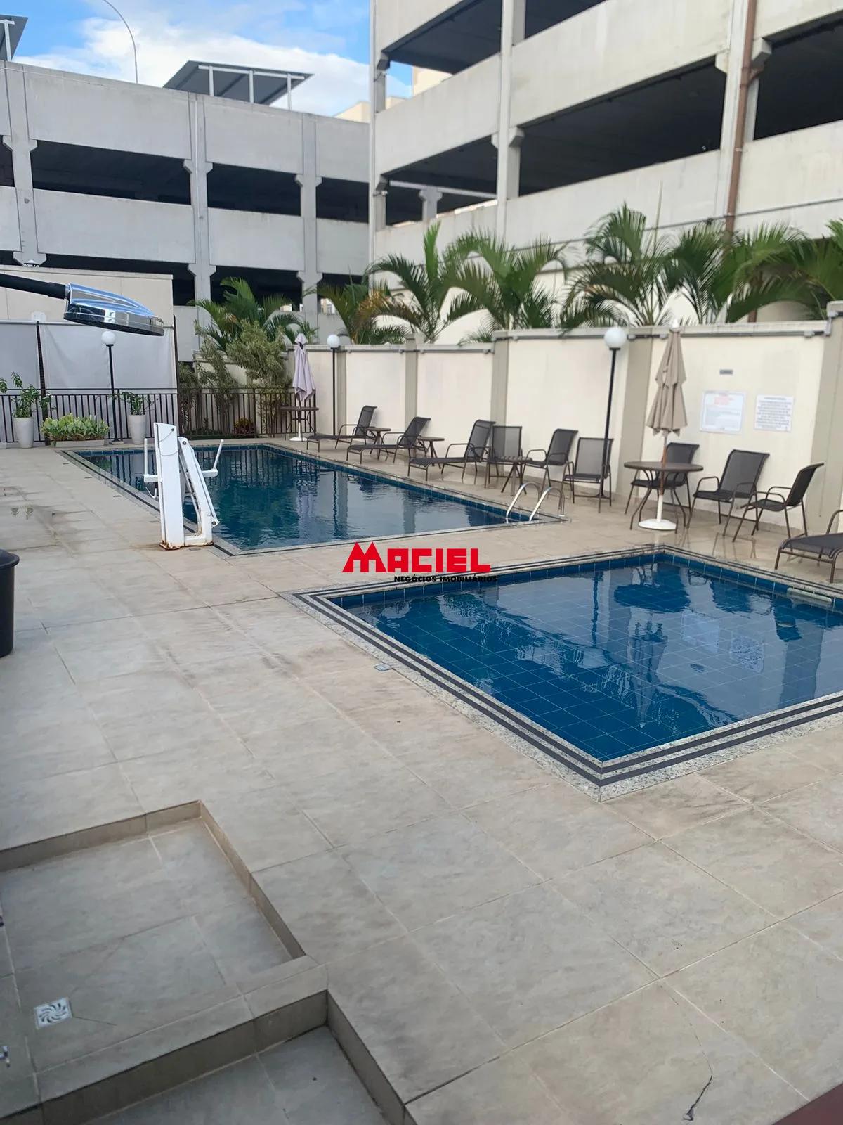Alugar Apartamento / Padr&atilde;o em S&atilde;o Jos&eacute; dos Campos R$ 2.200,00 - Foto 14