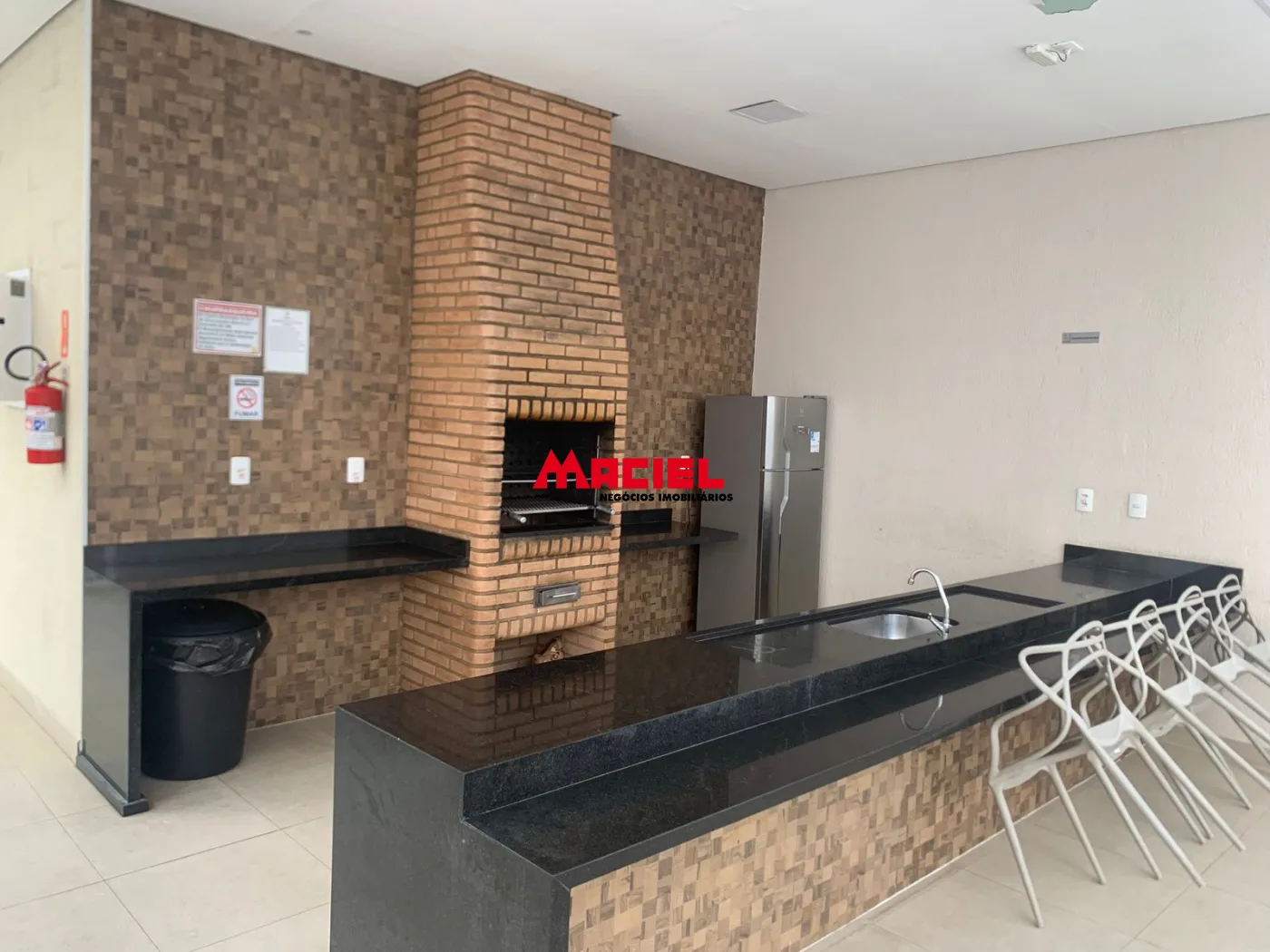 Alugar Apartamento / Padr&atilde;o em S&atilde;o Jos&eacute; dos Campos R$ 2.200,00 - Foto 15