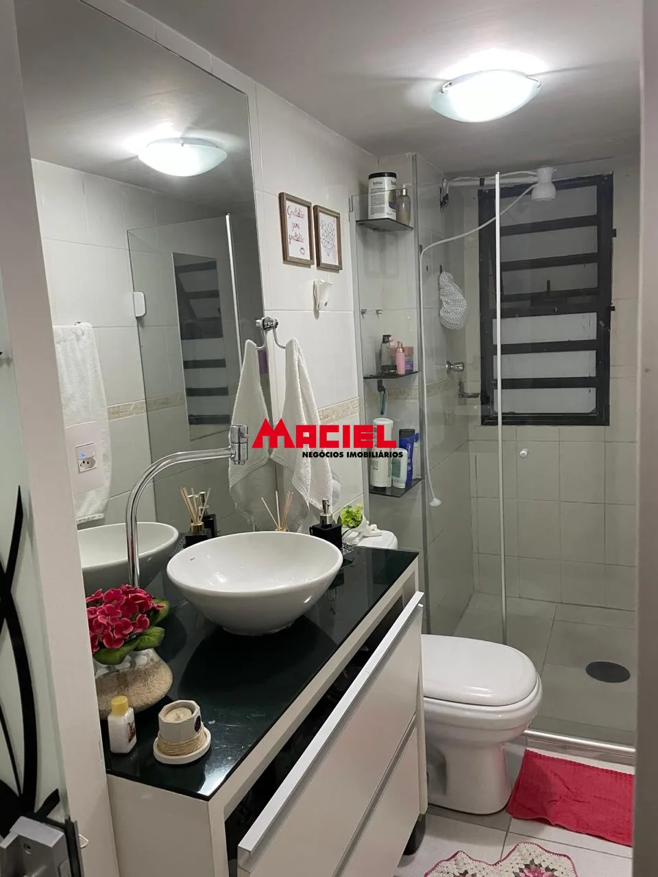 Comprar Apartamento / Padr&atilde;o em S&atilde;o Jos&eacute; dos Campos R$ 287.000,00 - Foto 1