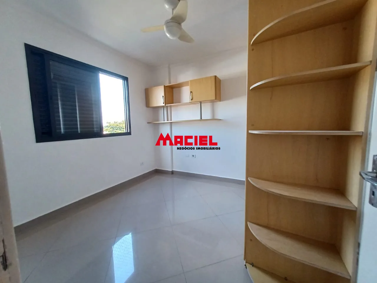 Alugar Apartamento / Padr&atilde;o em S&atilde;o Jos&eacute; dos Campos R$ 3.500,00 - Foto 8