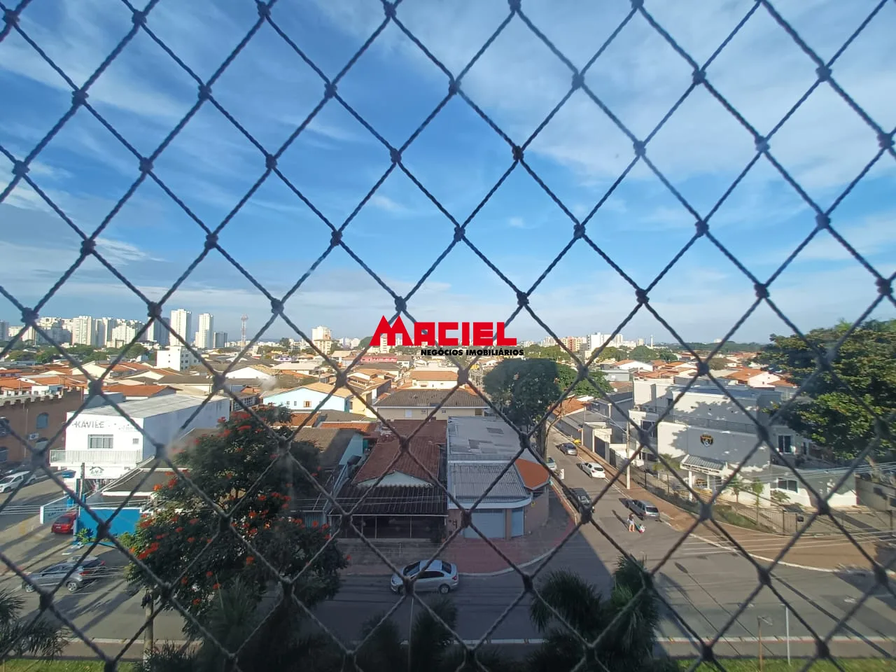 Alugar Apartamento / Padr&atilde;o em S&atilde;o Jos&eacute; dos Campos R$ 3.500,00 - Foto 12