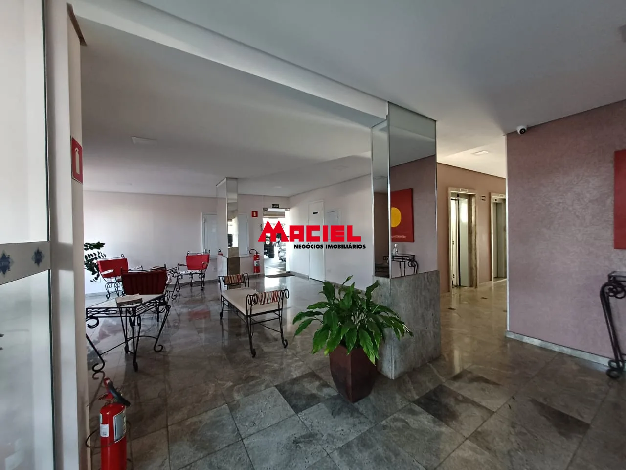 Alugar Apartamento / Padr&atilde;o em S&atilde;o Jos&eacute; dos Campos R$ 3.500,00 - Foto 14
