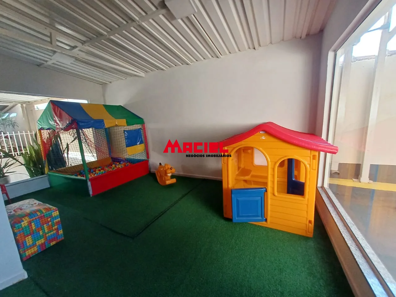 Alugar Apartamento / Padr&atilde;o em S&atilde;o Jos&eacute; dos Campos R$ 3.500,00 - Foto 16