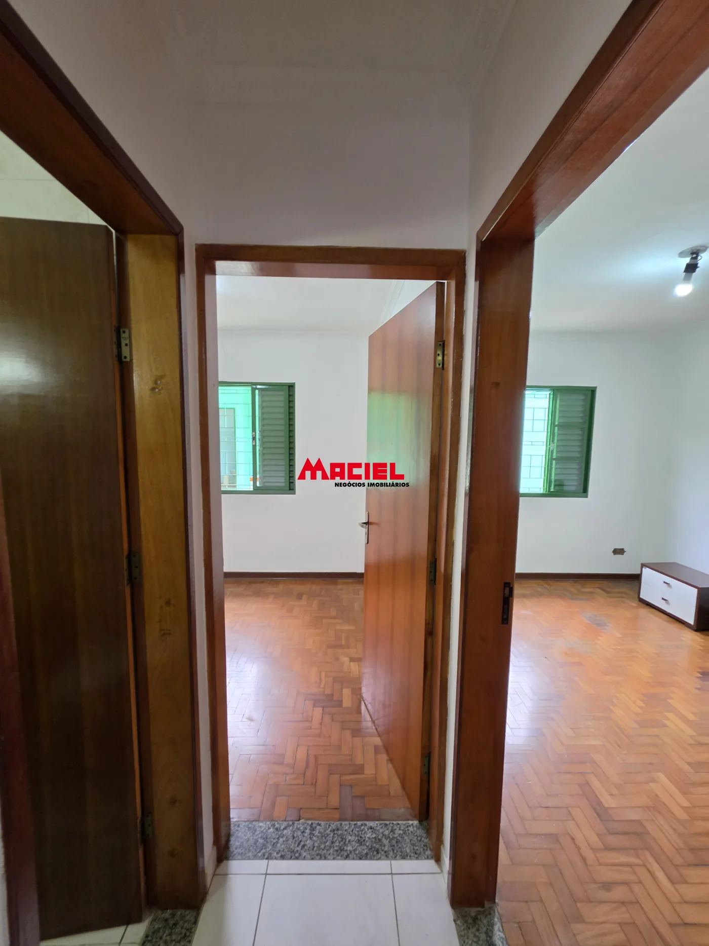 Comprar Casa / Padr&atilde;o em S&atilde;o Jos&eacute; dos Campos R$ 610.000,00 - Foto 9