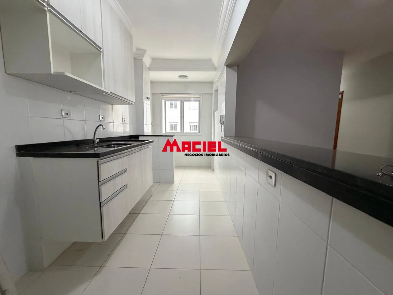 Alugar Apartamento / Padr&atilde;o em S&atilde;o Jos&eacute; dos Campos R$ 2.600,00 - Foto 6