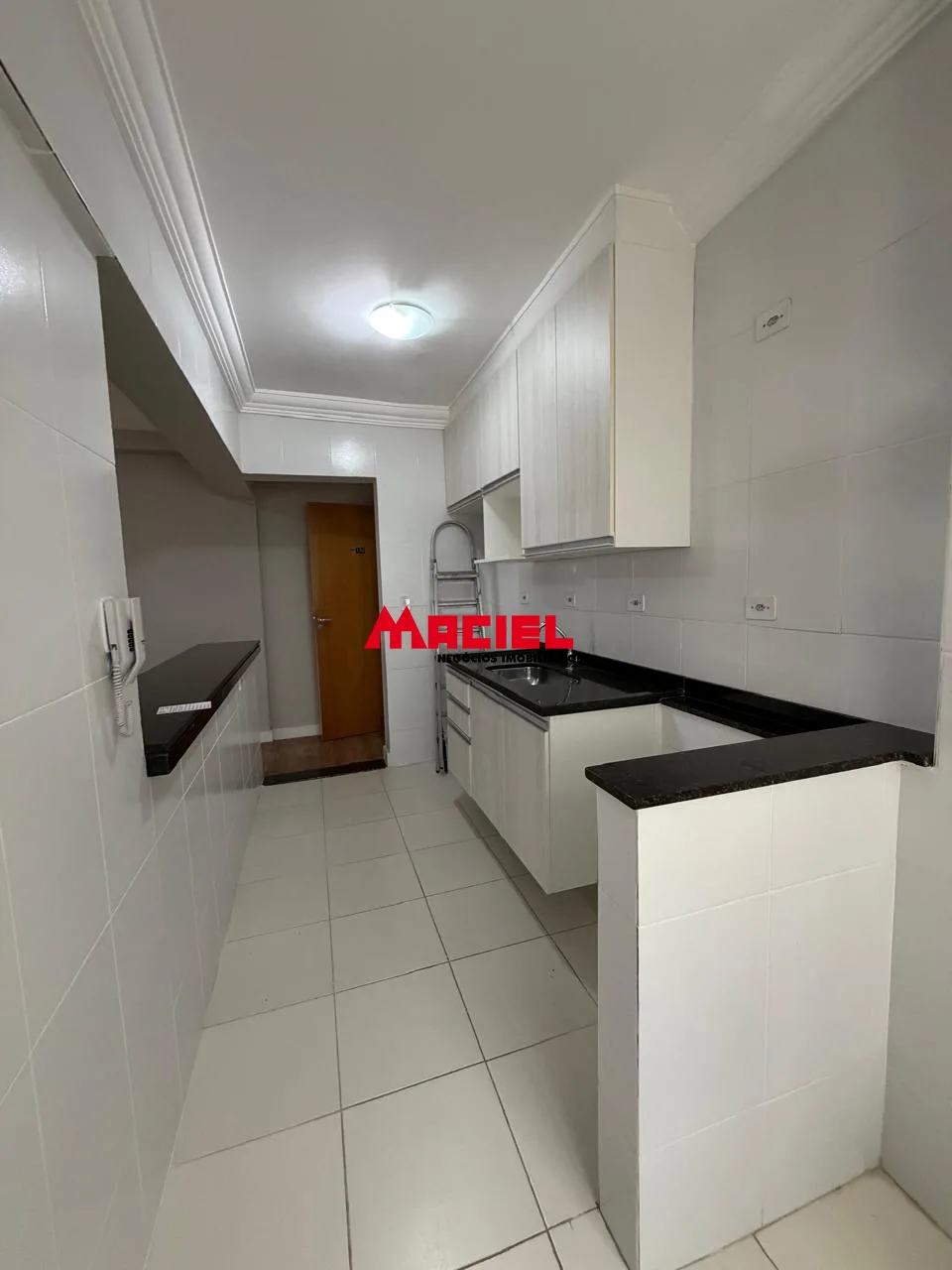 Alugar Apartamento / Padr&atilde;o em S&atilde;o Jos&eacute; dos Campos R$ 2.600,00 - Foto 11