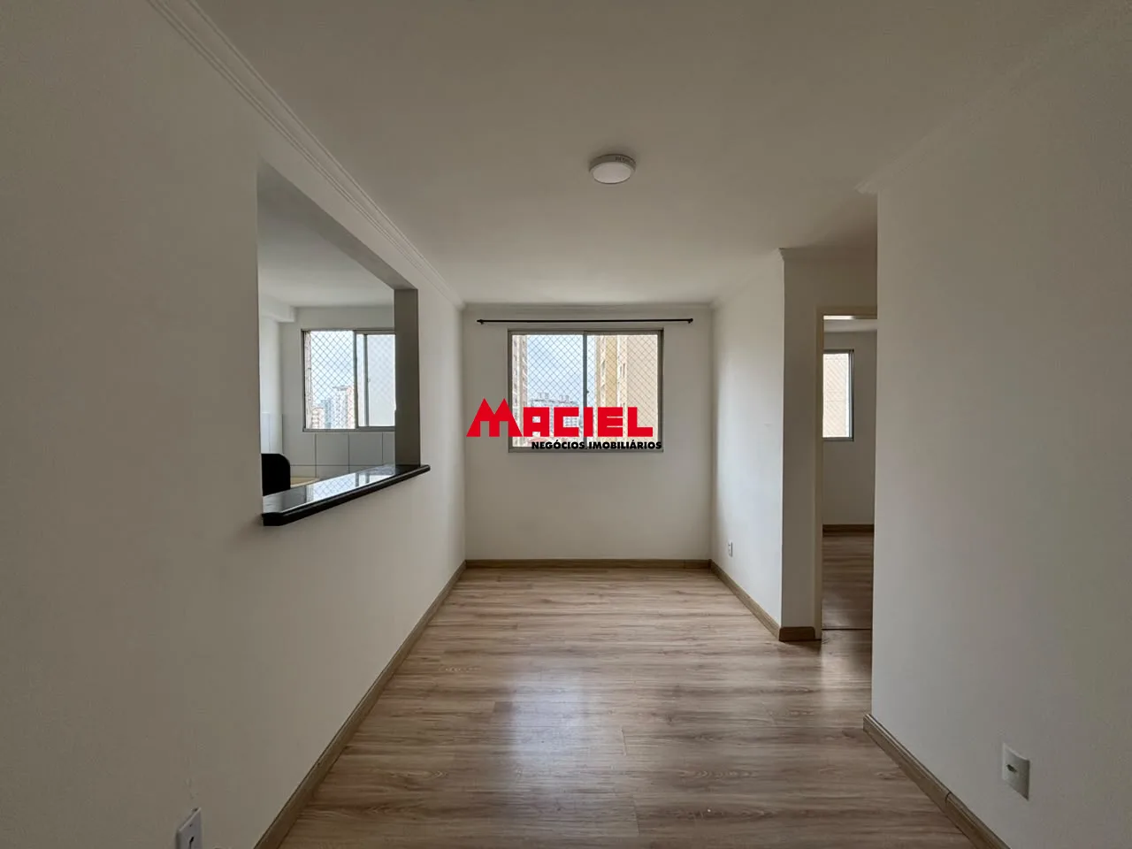 Comprar Apartamento / Padr&atilde;o em S&atilde;o Jos&eacute; dos Campos R$ 325.000,00 - Foto 1