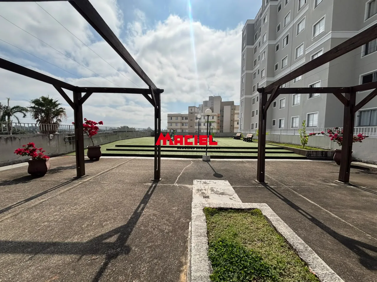 Comprar Apartamento / Padr&atilde;o em S&atilde;o Jos&eacute; dos Campos R$ 325.000,00 - Foto 18