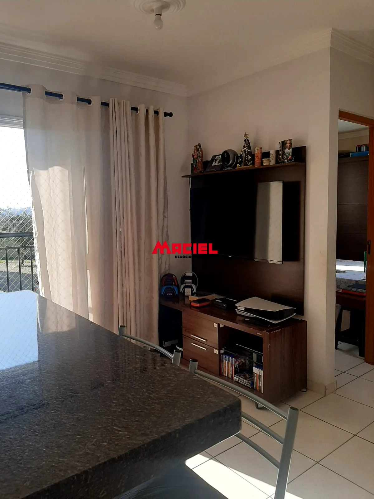 Comprar Apartamento / Padr&atilde;o em S&atilde;o Jos&eacute; dos Campos R$ 220.000,00 - Foto 2