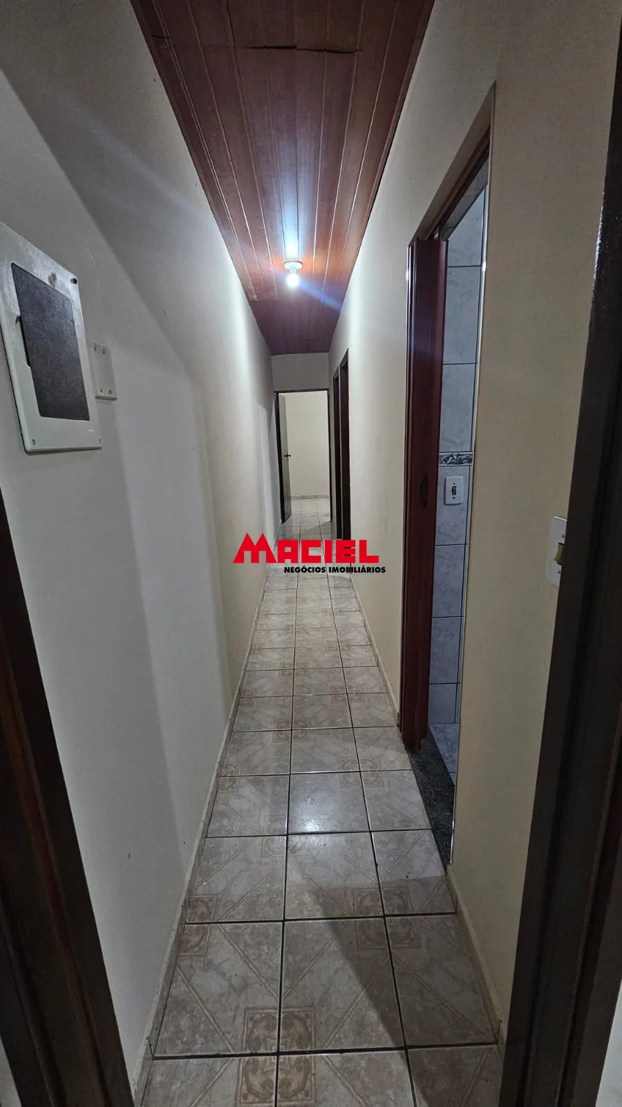 Comprar Casa / Padr&atilde;o em S&atilde;o Jos&eacute; dos Campos R$ 430.000,00 - Foto 4