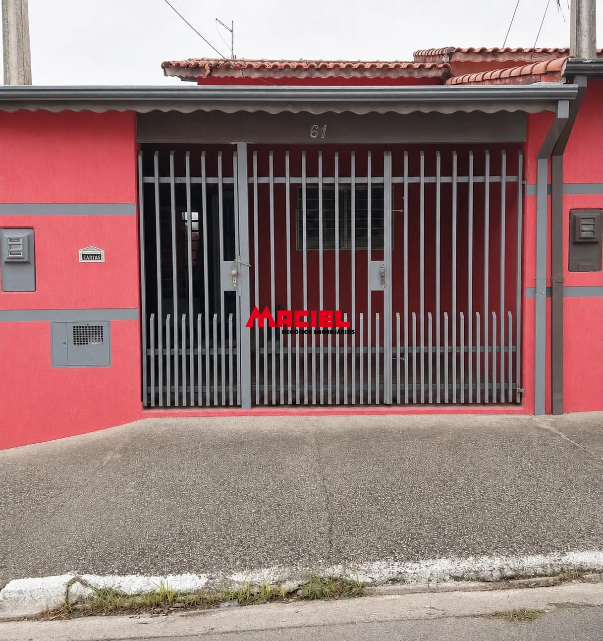 Comprar Casa / Padr&atilde;o em Ca&ccedil;apava R$ 298.000,00 - Foto 1