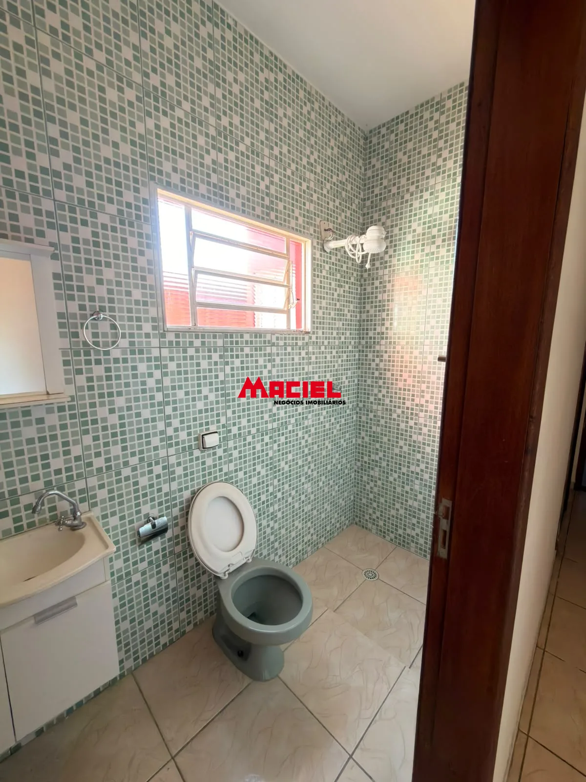 Comprar Casa / Padr&atilde;o em Ca&ccedil;apava R$ 298.000,00 - Foto 10