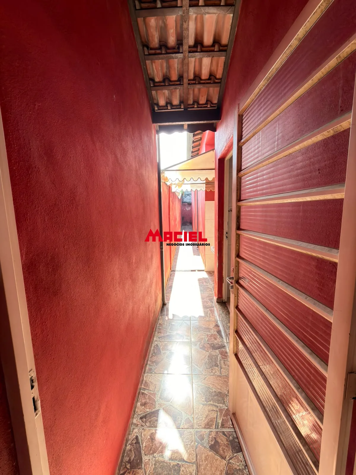 Comprar Casa / Padr&atilde;o em Ca&ccedil;apava R$ 298.000,00 - Foto 14