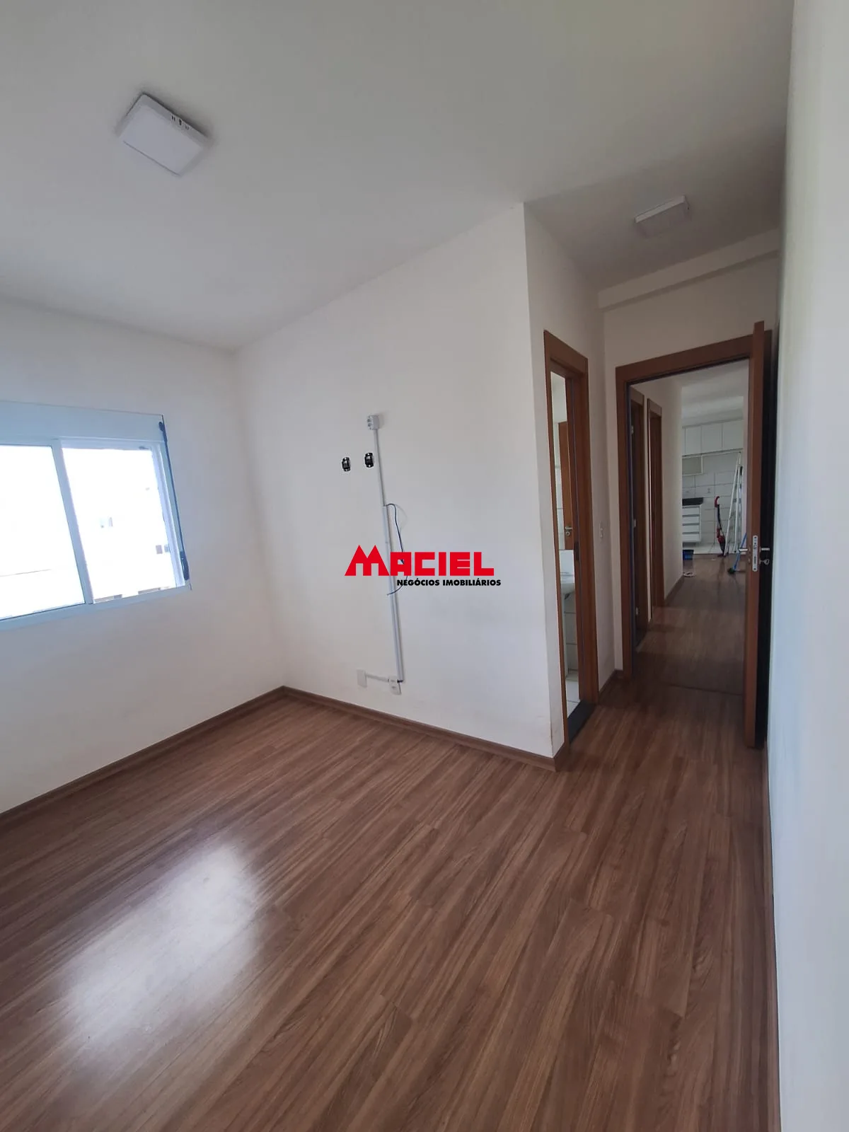 Alugar Apartamento / Padr&atilde;o em S&atilde;o Jos&eacute; dos Campos R$ 2.300,00 - Foto 3