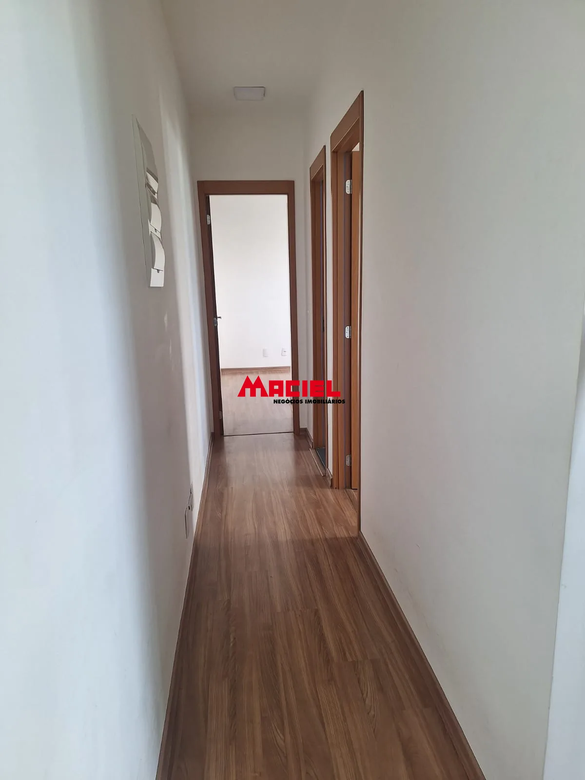 Alugar Apartamento / Padr&atilde;o em S&atilde;o Jos&eacute; dos Campos R$ 2.300,00 - Foto 9