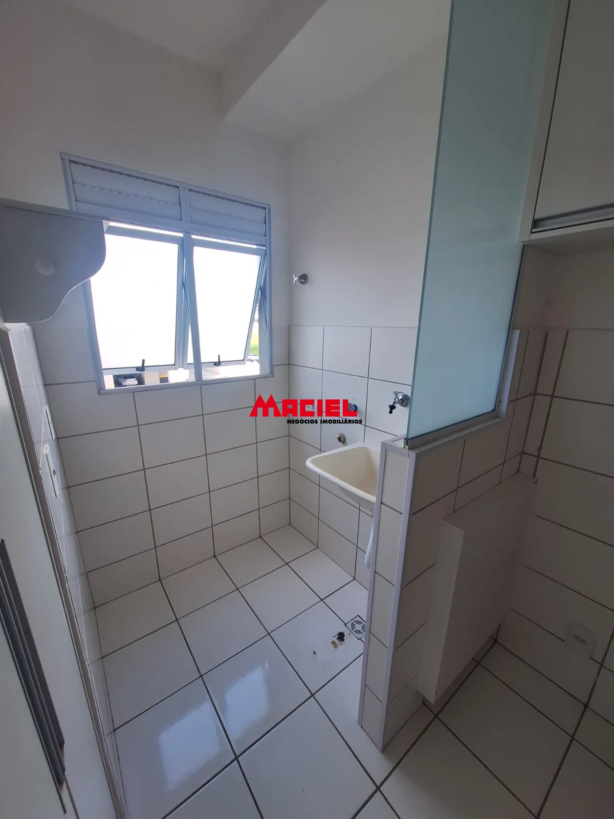 Alugar Apartamento / Padr&atilde;o em S&atilde;o Jos&eacute; dos Campos R$ 2.300,00 - Foto 13