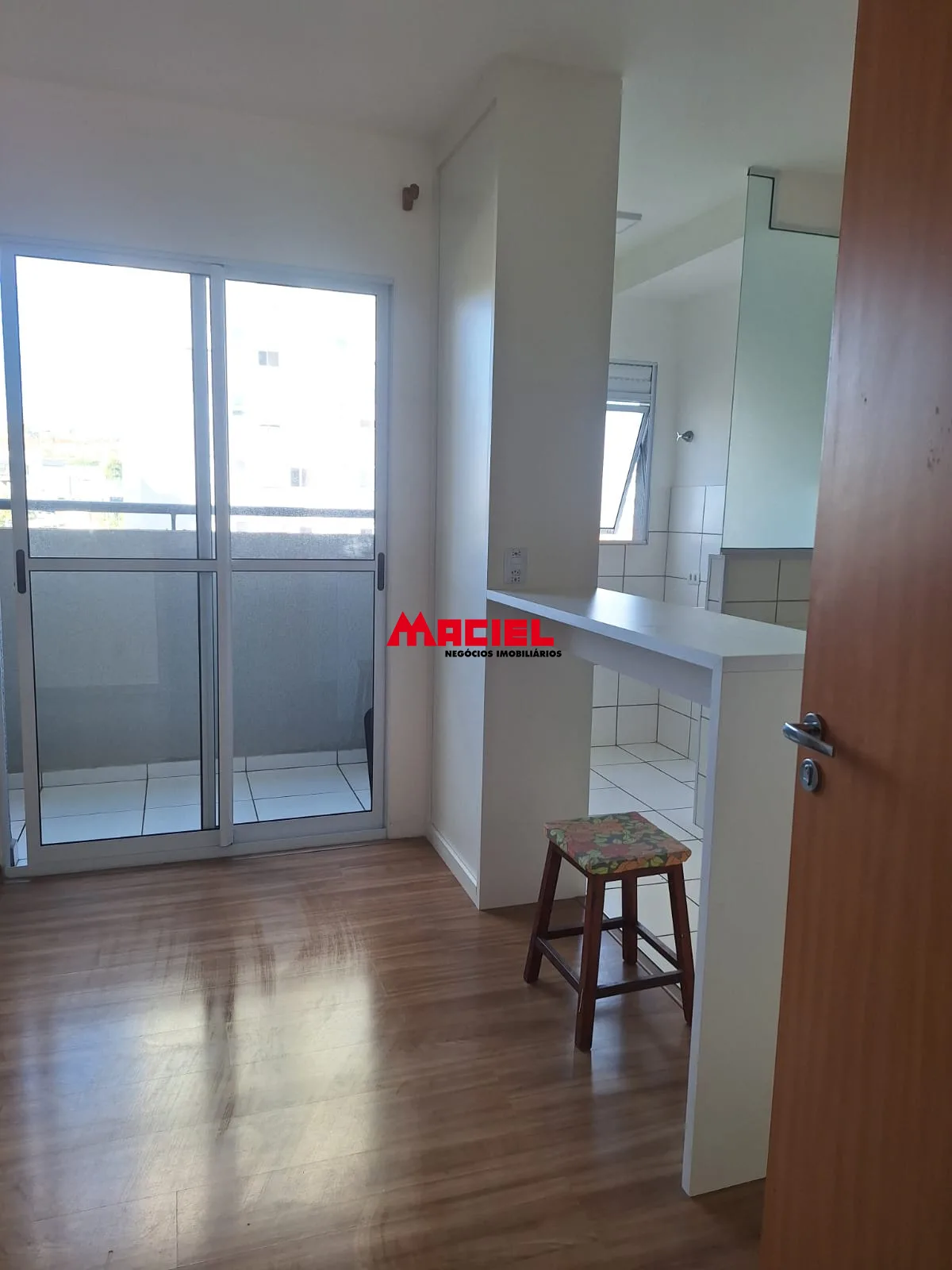 Alugar Apartamento / Padr&atilde;o em S&atilde;o Jos&eacute; dos Campos R$ 2.300,00 - Foto 16