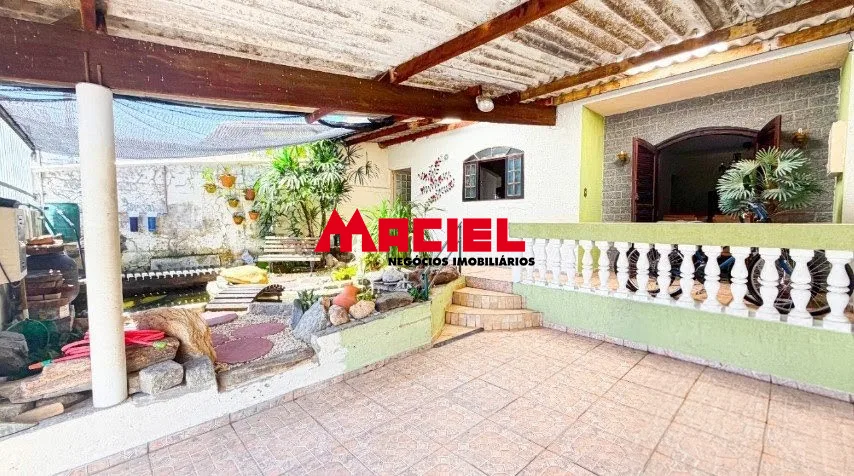 Comprar Casa / Padr&atilde;o em Ca&ccedil;apava R$ 498.000,00 - Foto 2