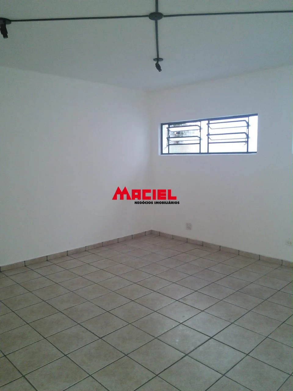 Alugar Comercial / Sala em S&atilde;o Jos&eacute; dos Campos R$ 2.200,00 - Foto 8