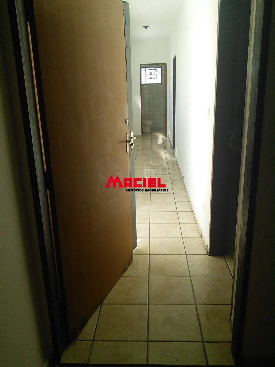 Alugar Comercial / Sala em S&atilde;o Jos&eacute; dos Campos R$ 2.200,00 - Foto 6