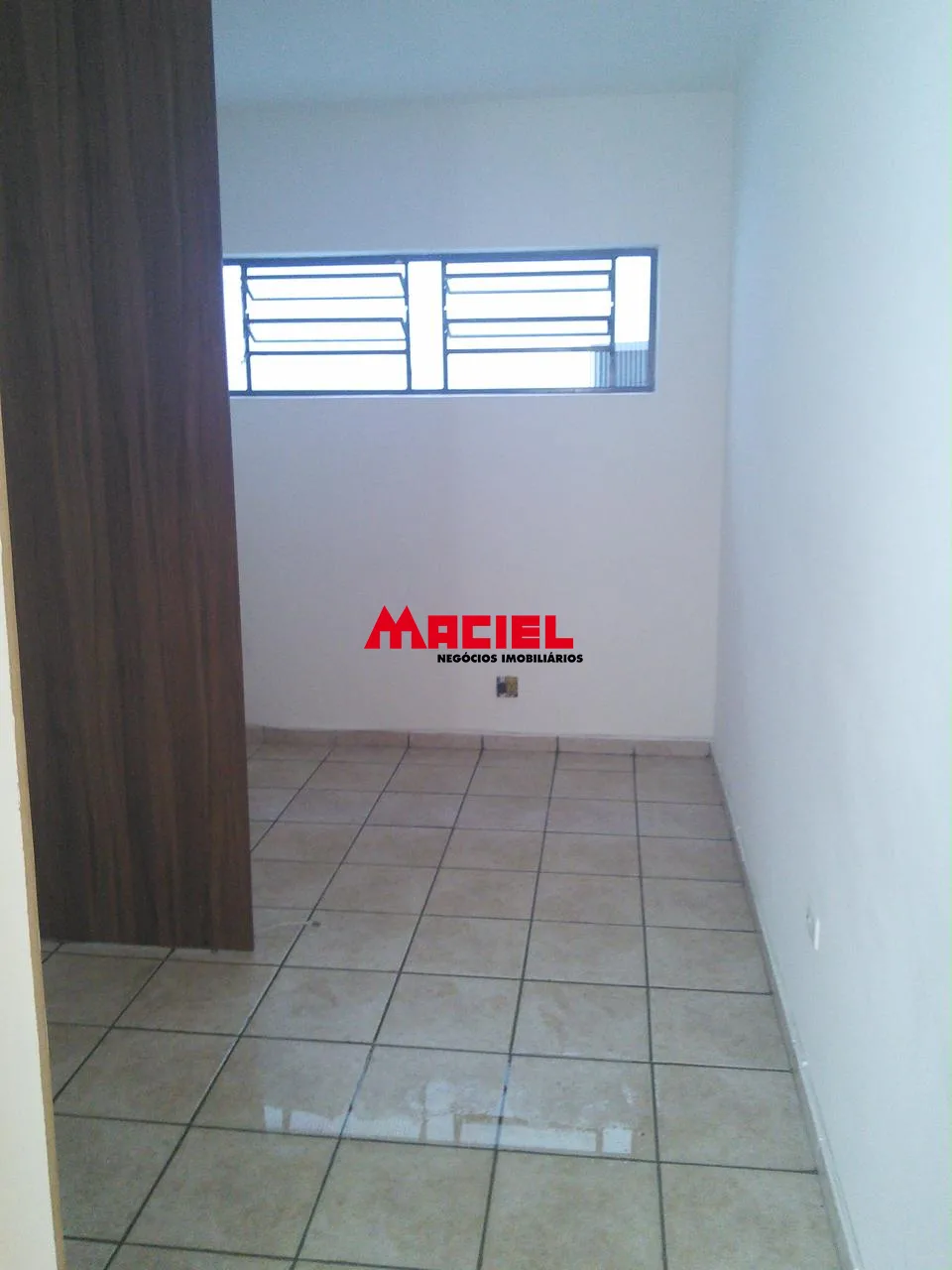 Alugar Comercial / Sala em S&atilde;o Jos&eacute; dos Campos R$ 2.200,00 - Foto 7
