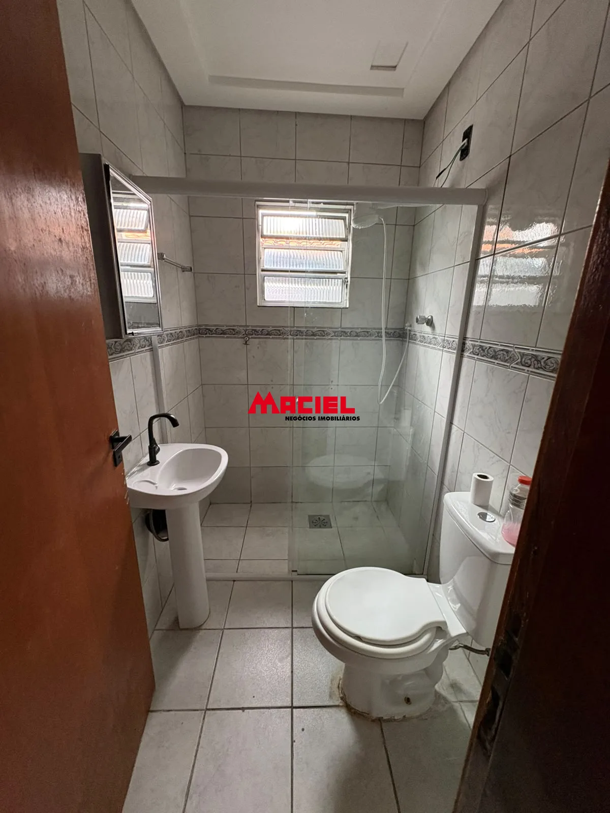 Alugar Casa / Padr&atilde;o em S&atilde;o Jos&eacute; dos Campos R$ 2.800,00 - Foto 9