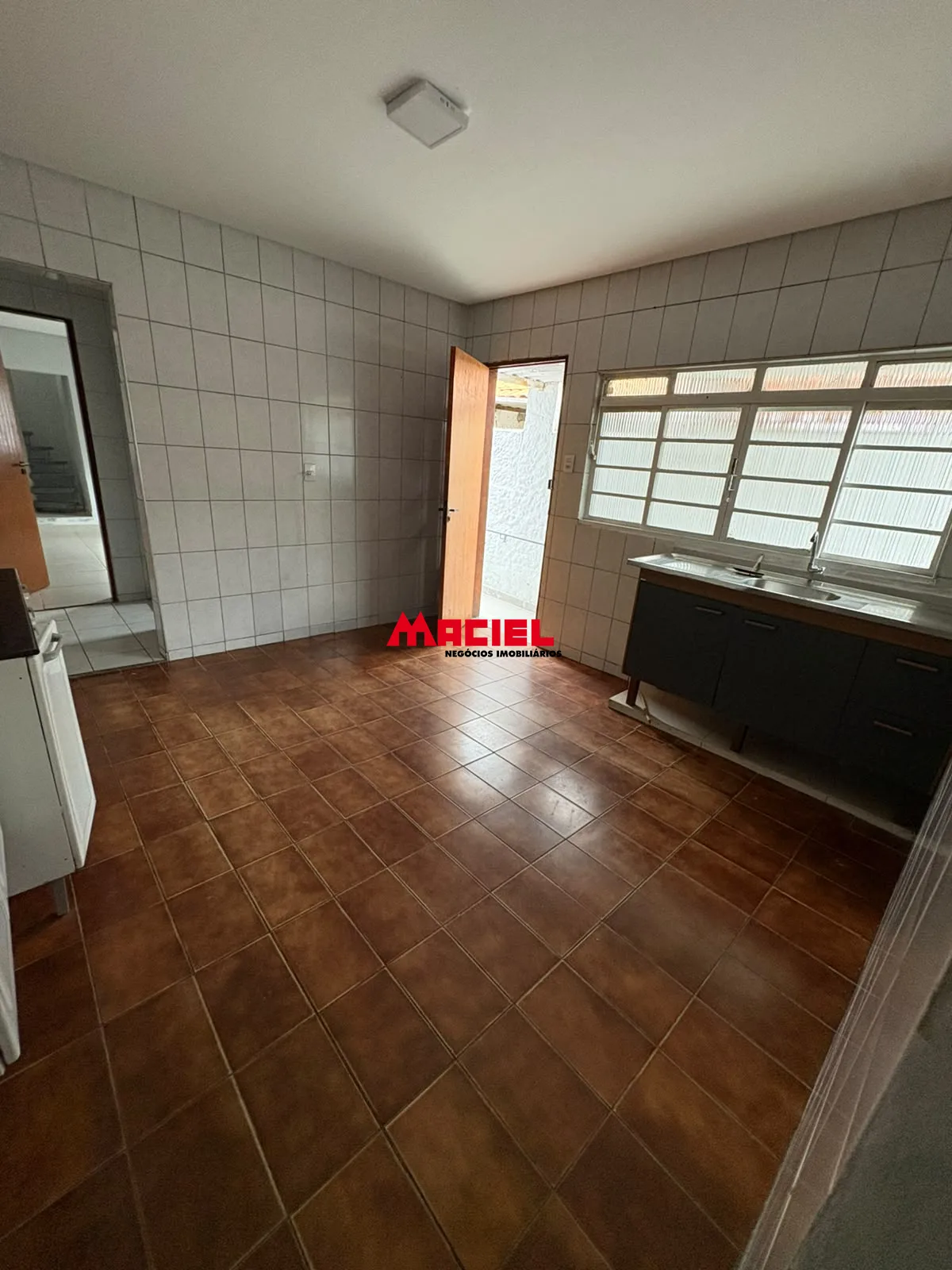 Alugar Casa / Padr&atilde;o em S&atilde;o Jos&eacute; dos Campos R$ 2.800,00 - Foto 16