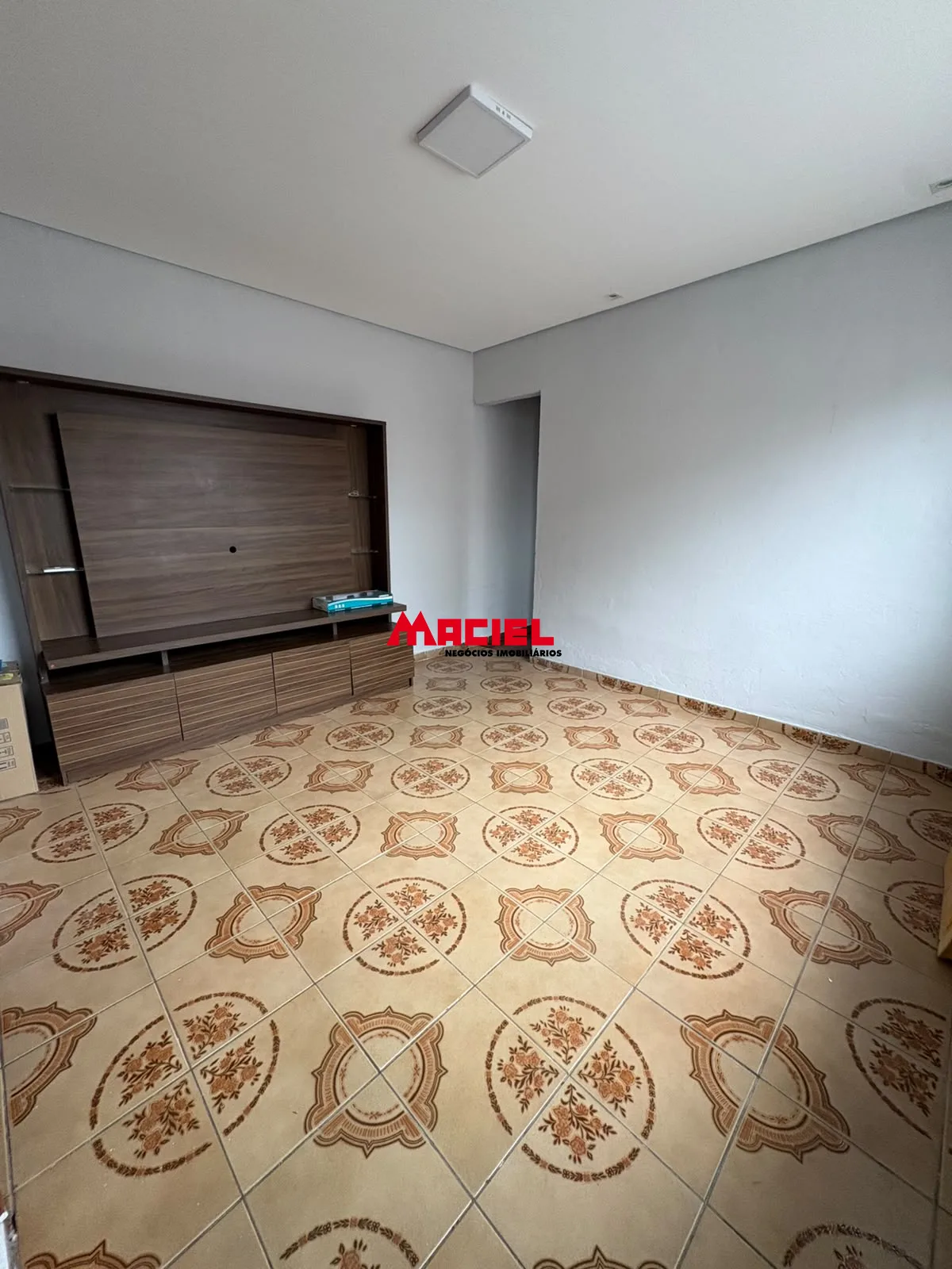 Alugar Casa / Padr&atilde;o em S&atilde;o Jos&eacute; dos Campos R$ 2.800,00 - Foto 19