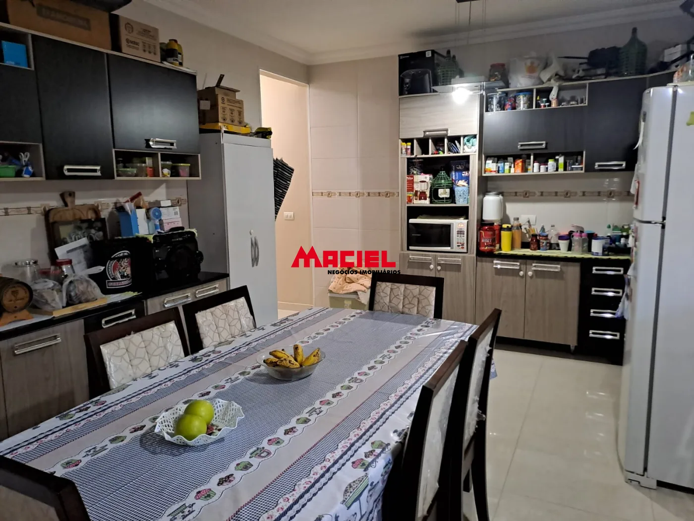 Comprar Casa / Padr&atilde;o em Jacare&iacute; R$ 640.000,00 - Foto 3